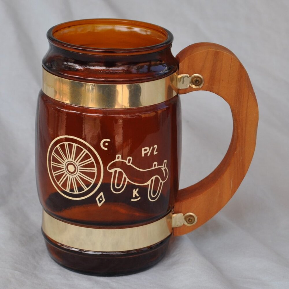 16 oz brown siesta ware barrel mug with cowboy design (w652)